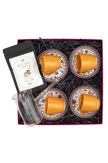 kahve lokum oyuncak kolonya