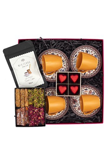 kahve lokum oyuncak kolonya