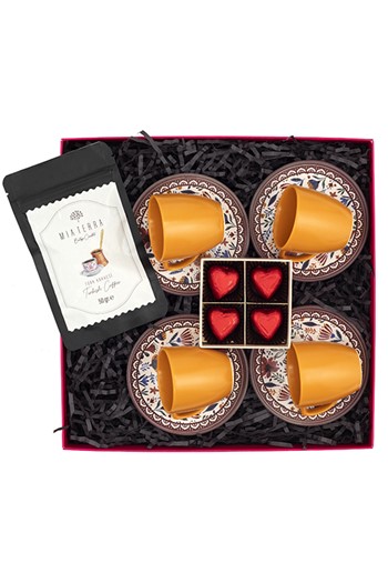 kahve lokum oyuncak kolonya