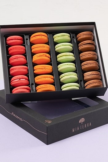 makaron çikolata hediye 