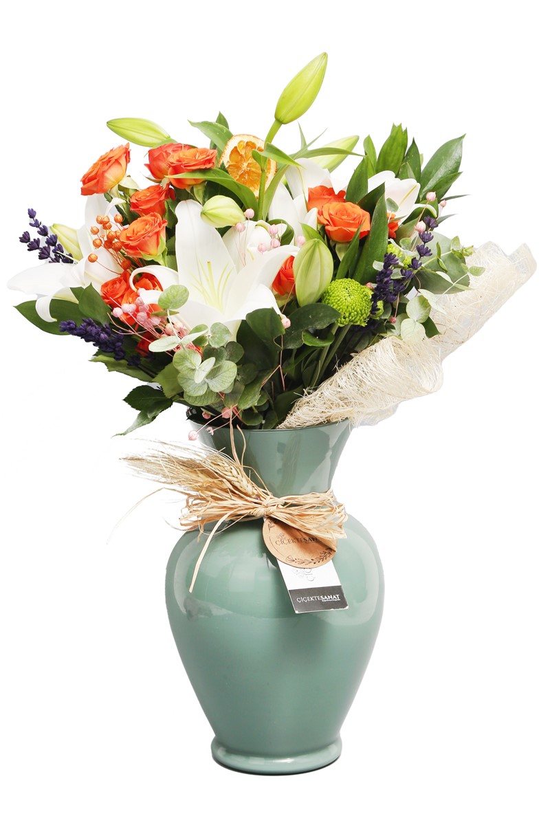  Lilly & Roses Çiçeği