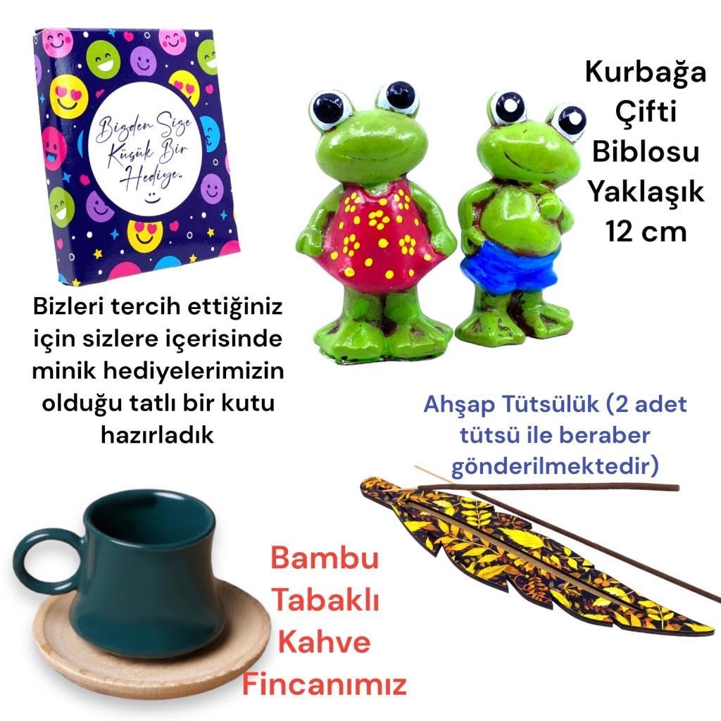 Kişiye Özel Fotoğraflı 2li Yeşil Fincan, Tütsülük ve Kurbağa Çifti Hediye Seti