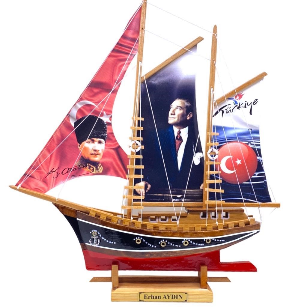 Kişiye Özel İsimli Gemi Maketi - ATATÜRK Temalı - Doğal Ahşap El Yapımı