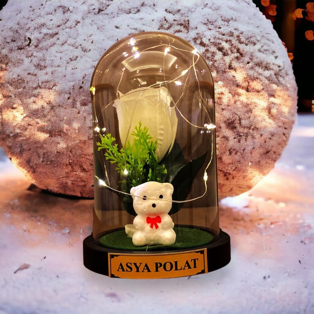 Kişiye Özel Mutlu Ayıcık Temalı Beyaz Güllü Fanus - Işıklı ve Çikolata Kutulu