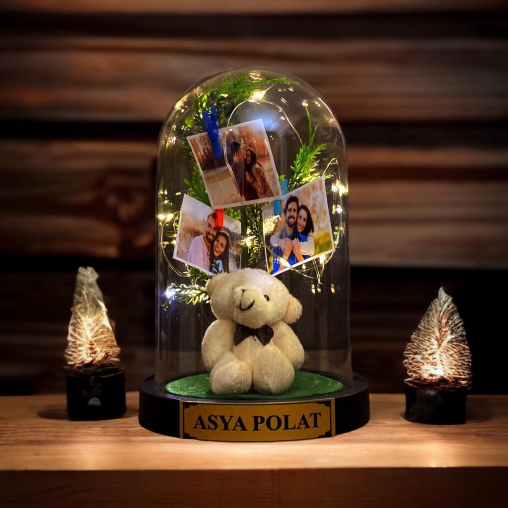 Kişiye Özel Papatya Kolyeli, Fotoğraflı ve İsimli Fanus - Peluş Ayıcıklı ve Led Işıklı