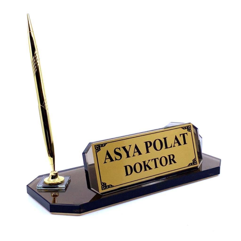 Kişiye Özel Tasarım Kristal Cam Masa İsimliği