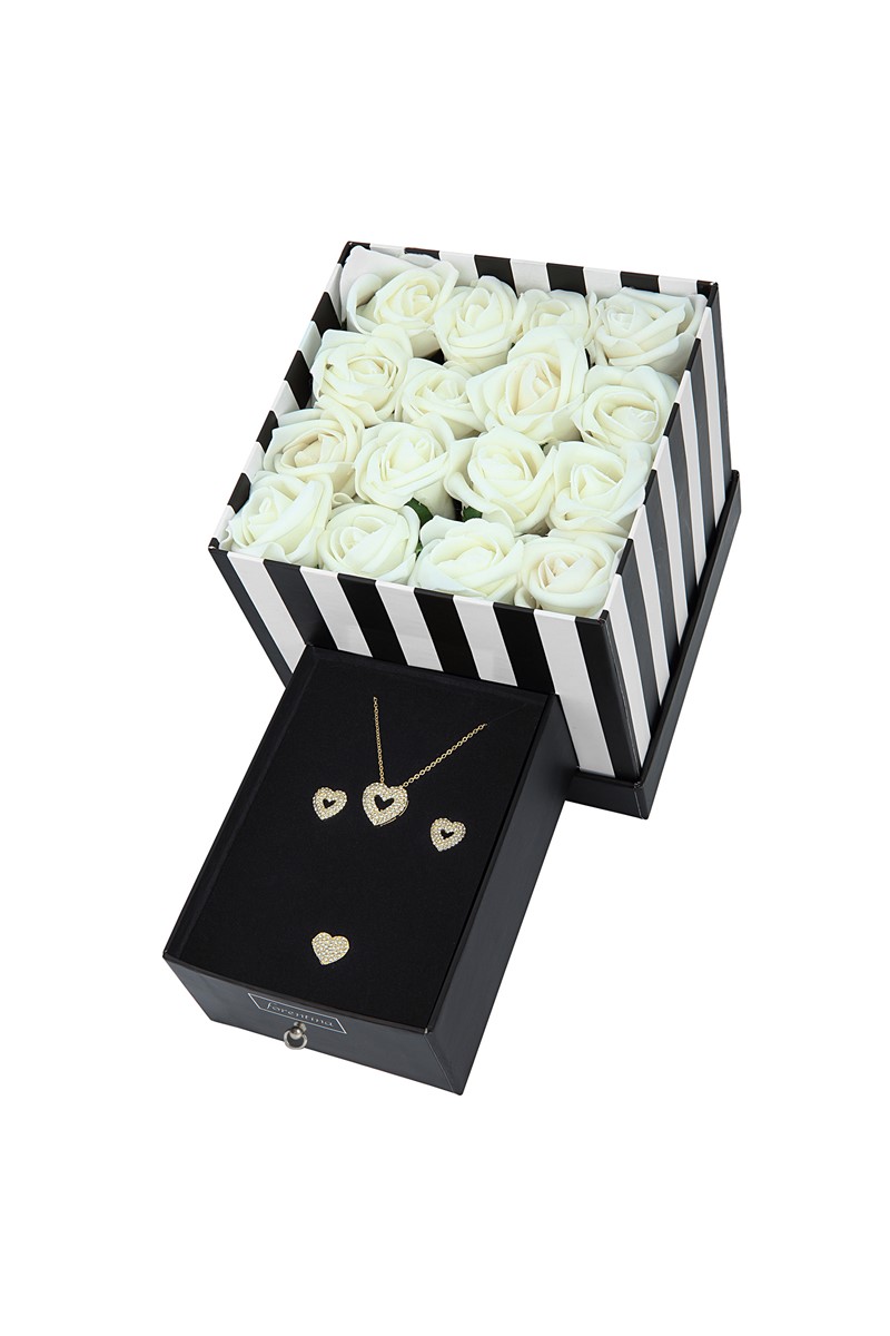 Forentina Beyaz Güllü Kutuda Kalp Kolye Küpe Yüzük Set PS1550