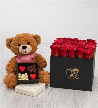 hediye çiçek kutuda çiçek makaronlu çiçek draje çikolata