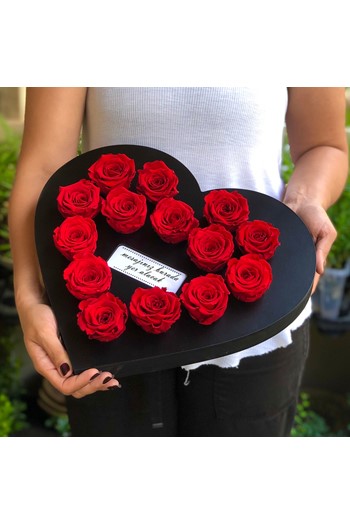 Solmayan gül, kırmızı gül, kutuda gül, sevgiliye gül