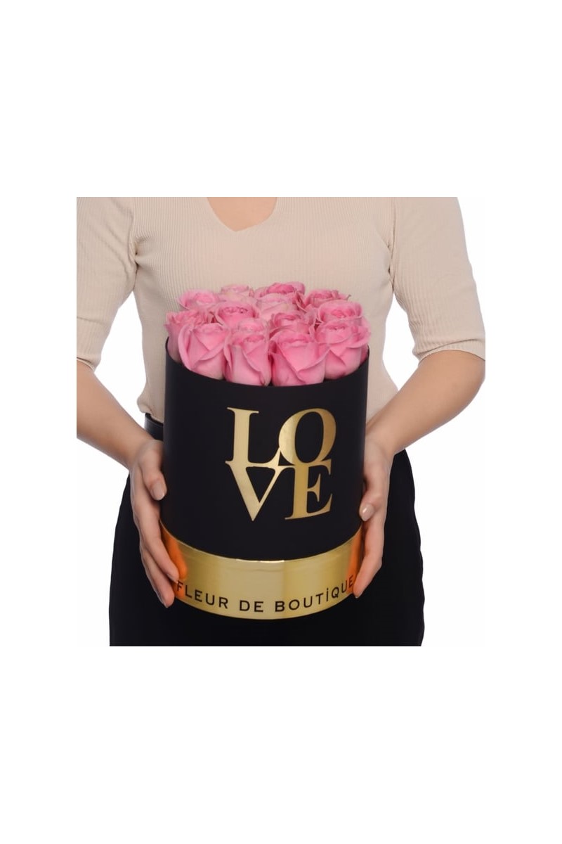 Büyük Boy Love Kutuda Pembe Güller